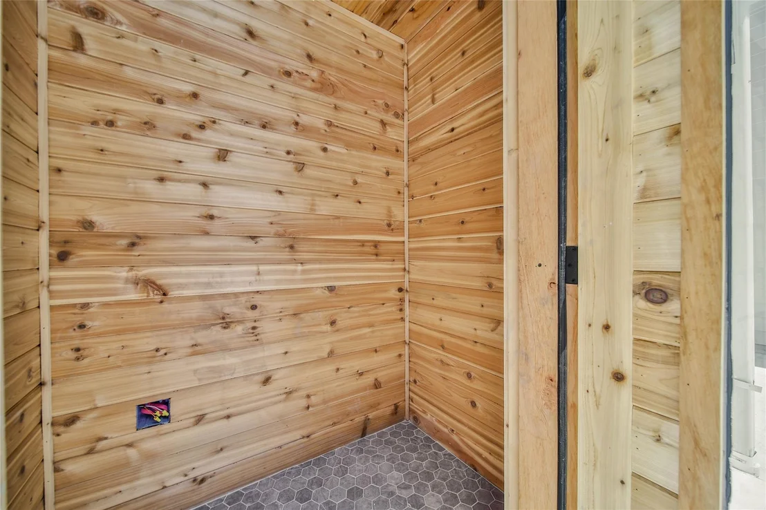 Photo of 1191 Chamboard Lane