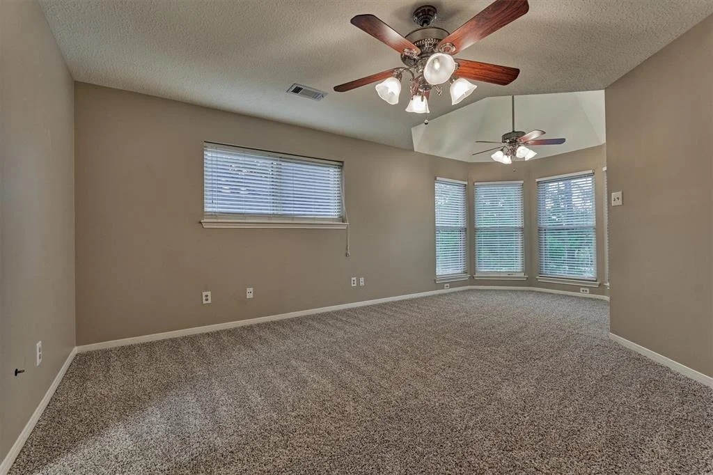 Photo of 24718 Creekview Drive