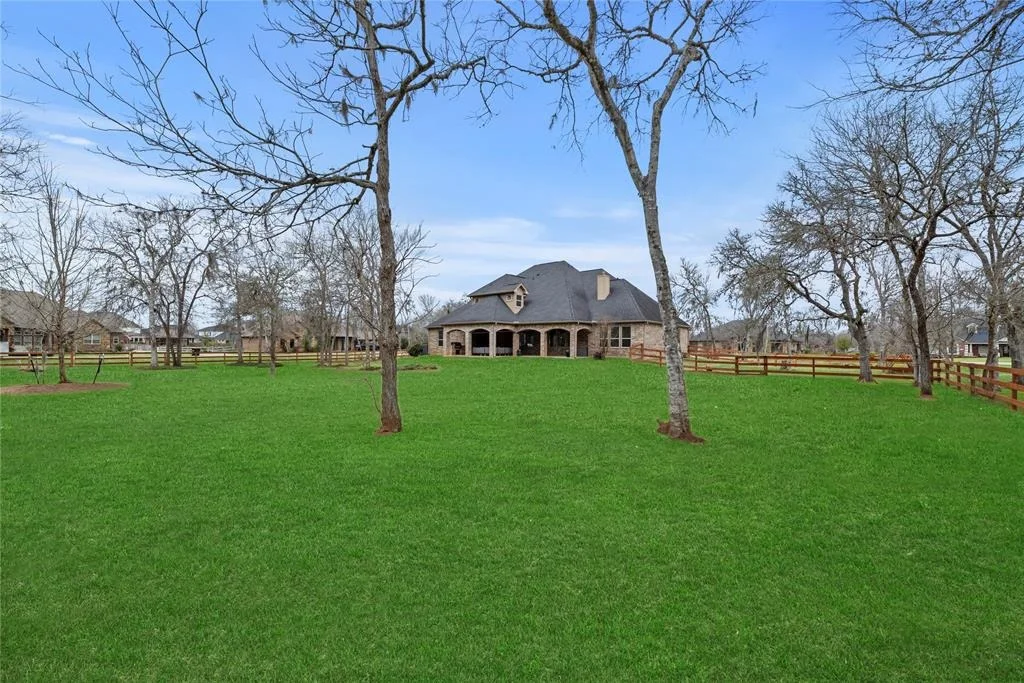Photo of 32711 Wales Circle