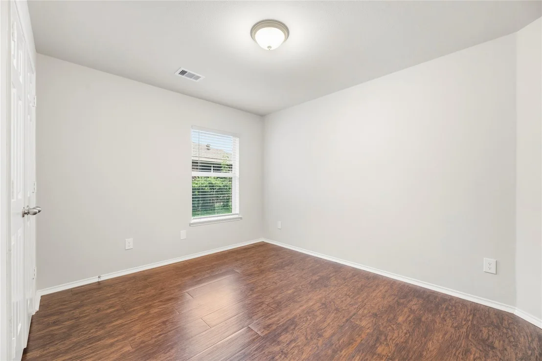 Photo of 17211 Timber Cliff Court