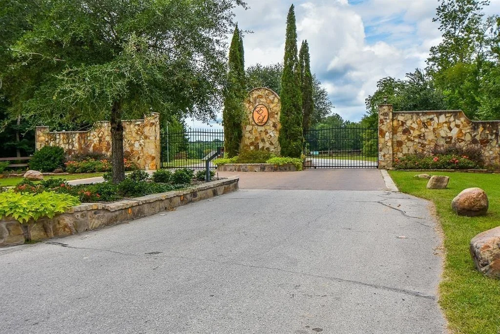 Photo of 14760 Turquoise Trail
