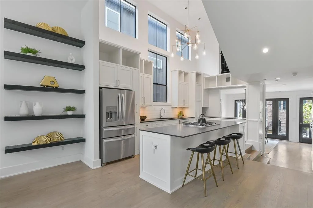Photo of 1408 Wrightwood Street