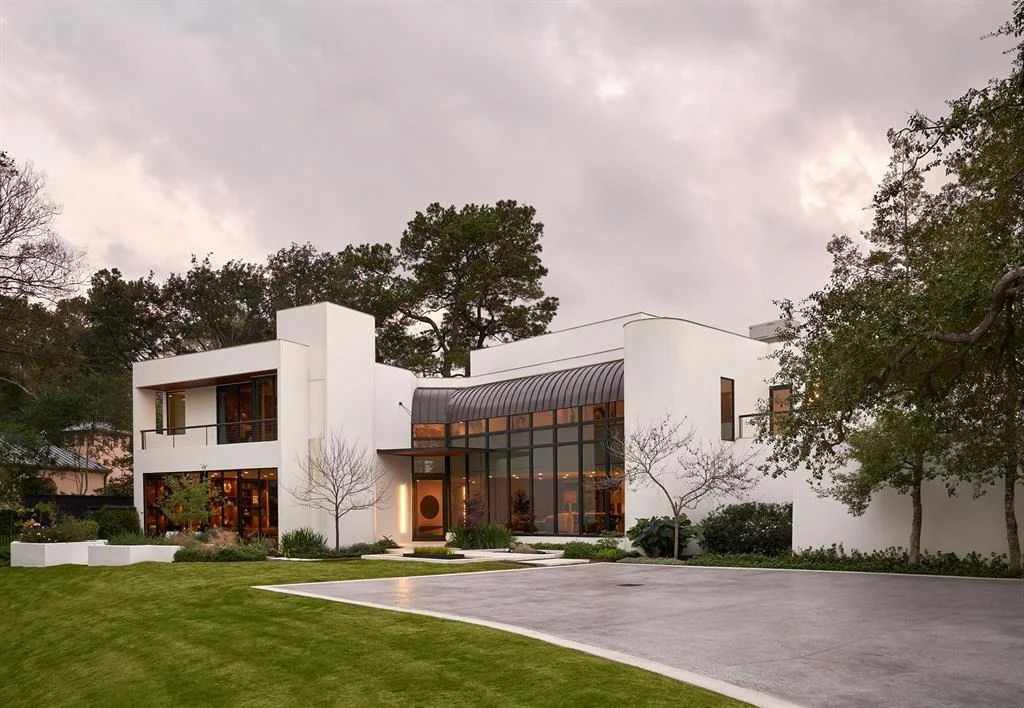 Photo of 4004 Inverness Drive