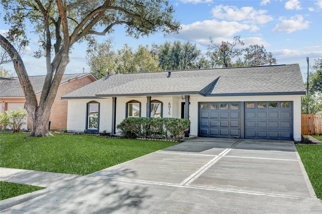 Photo of 6015 Spellman Road