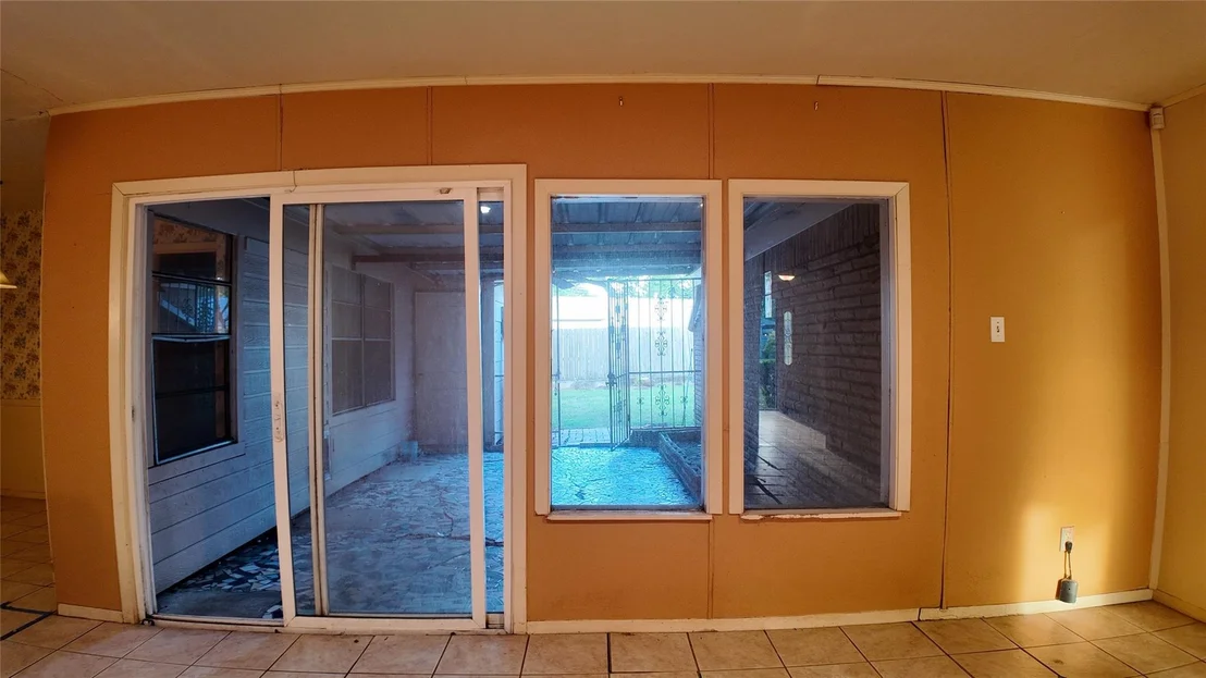 Photo of 11003 Renwick Drive