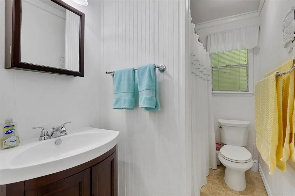 Photo of 1251 Lakeview Estates Drive