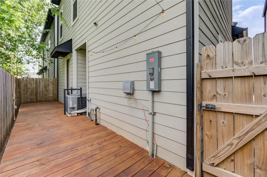 Photo of 2534 Terry Street