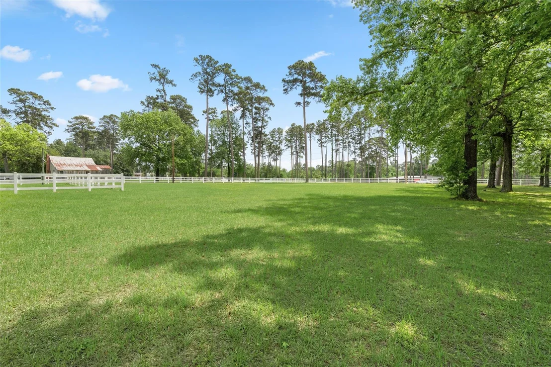 Photo of 15126 Walden Road