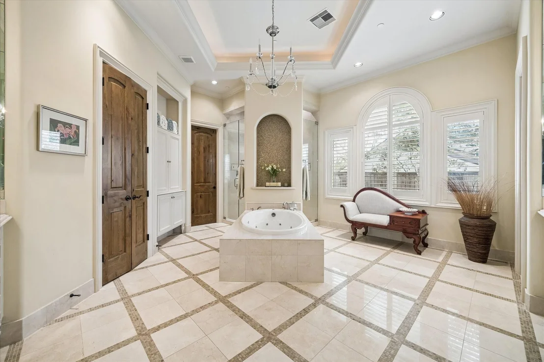 Photo of 107 Willowend Drive
