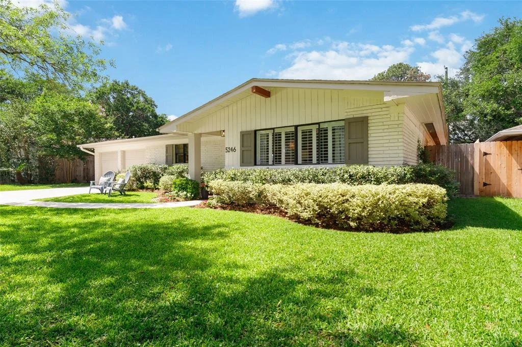 Photo of 5246 Creekbend Drive