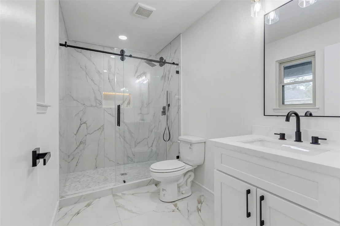 Photo of 9923 Emnora Lane