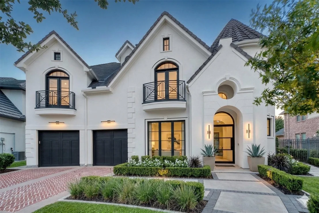 Photo of 1007 Wavecrest Court