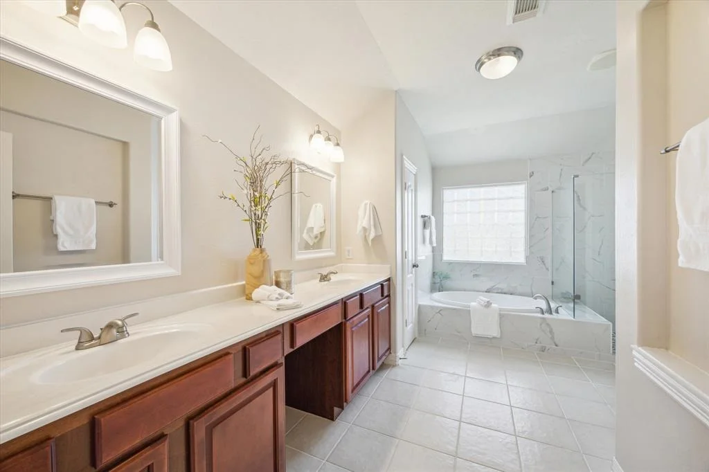 Photo of 1114 Richards Drive