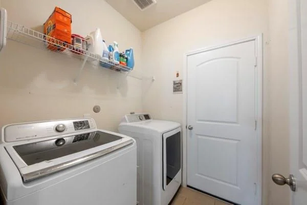 Photo of 1327 Diamond Drape Drive