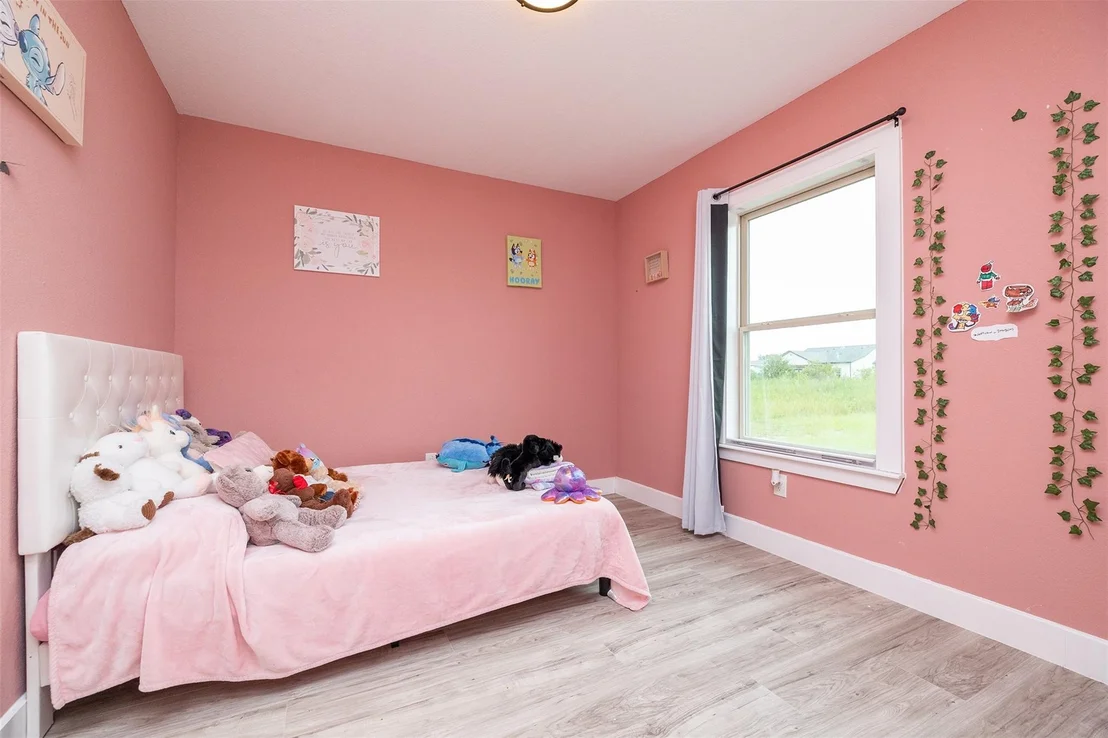 Photo of 1429 Road 5728