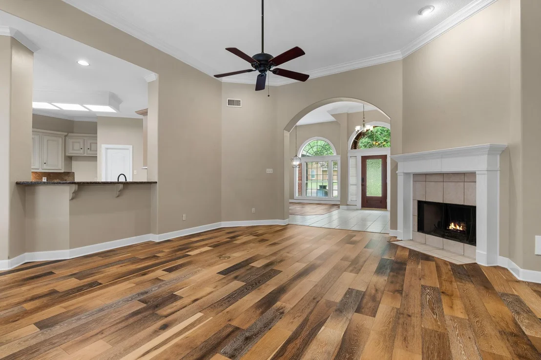 Photo of 117 Lake View Circle