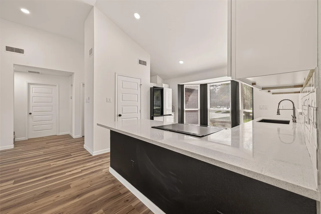 Photo of 2915 Whispering Springs Dr