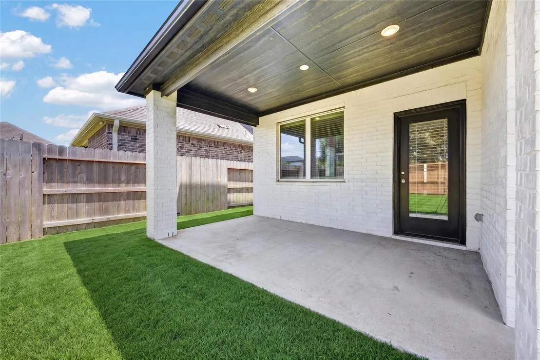 Photo of 13326 Wood Leaf Park