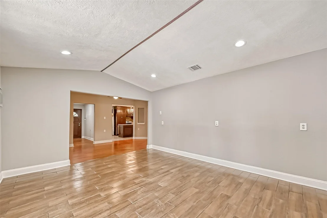 Photo of 1918 Westcrest Drive