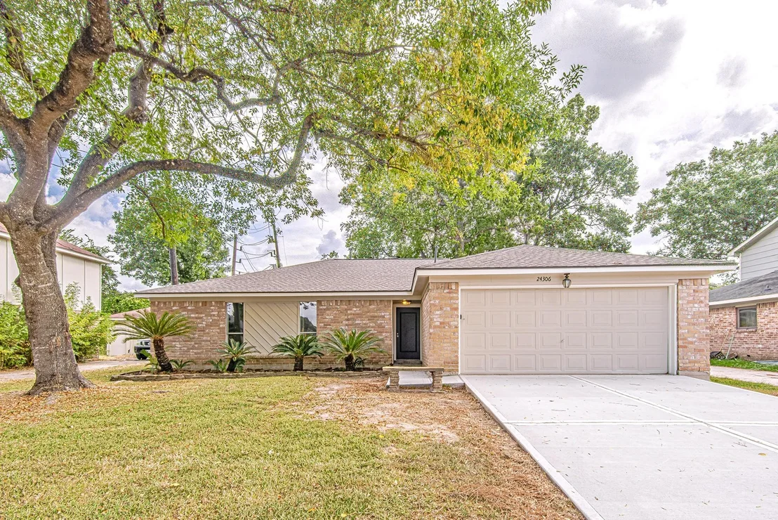 Photo of 24306 Spring Mill Lane