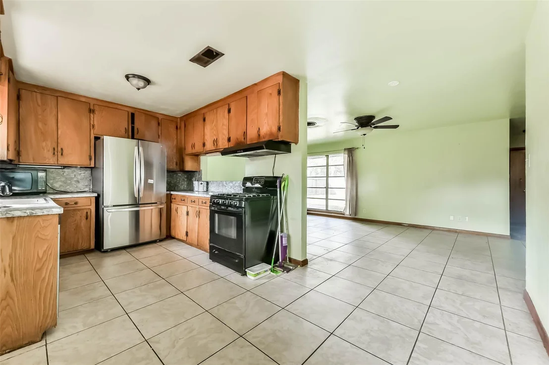 Photo of 3517 Tanglebriar Drive