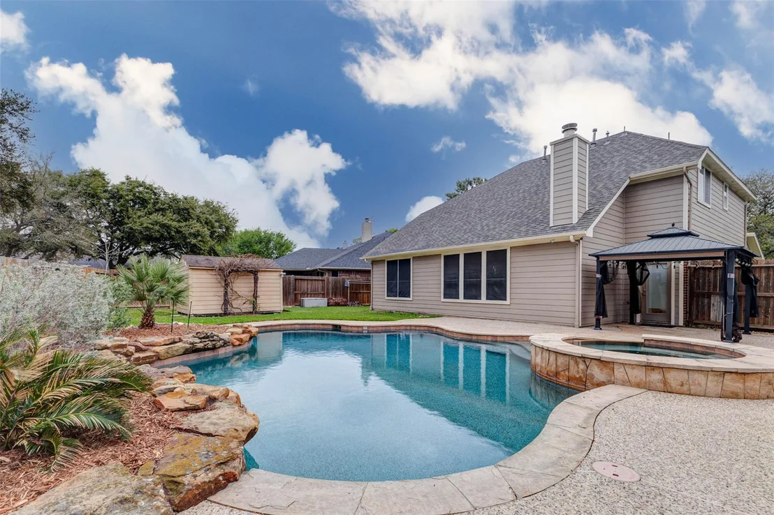 Photo of 8915 Path Green Drive