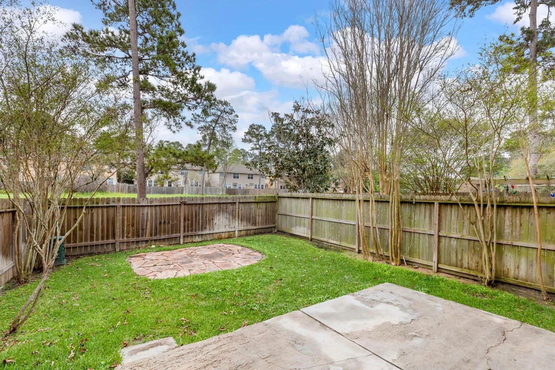 Photo of 215 W Stedhill Loop