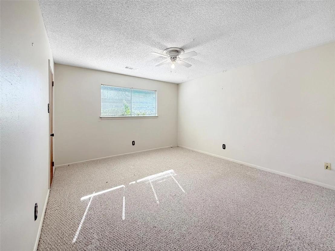 Photo of 522 Charleston Square