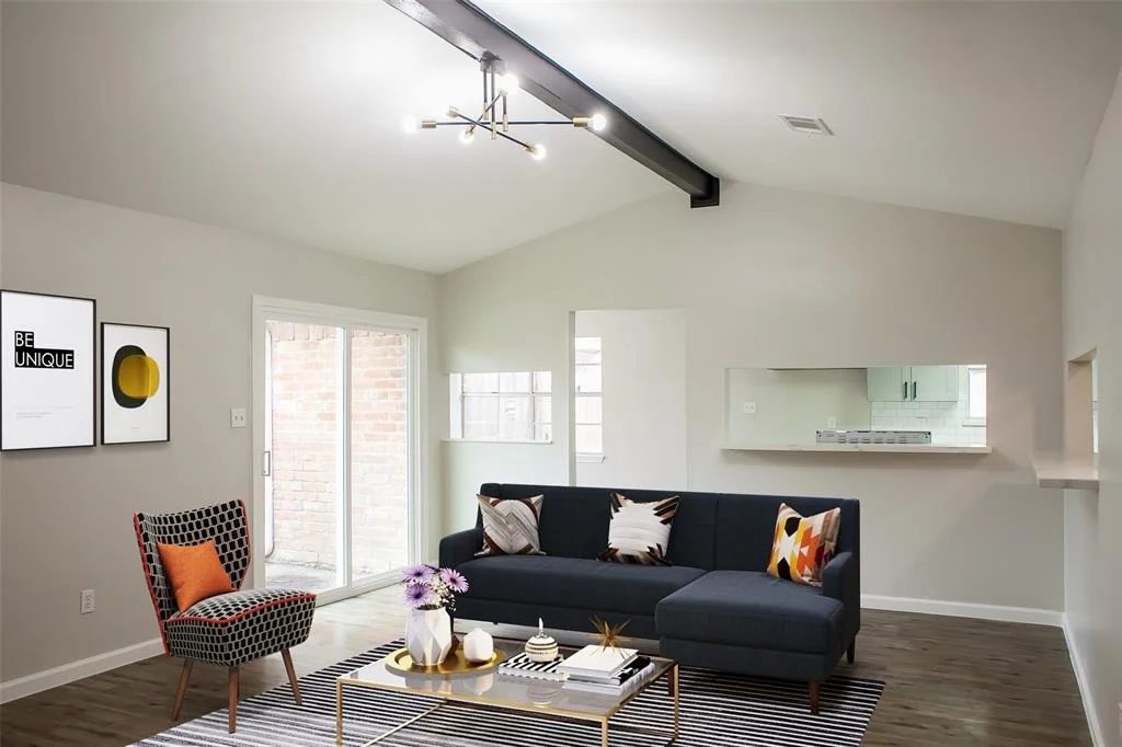 Photo of 1222 Lynn Lane