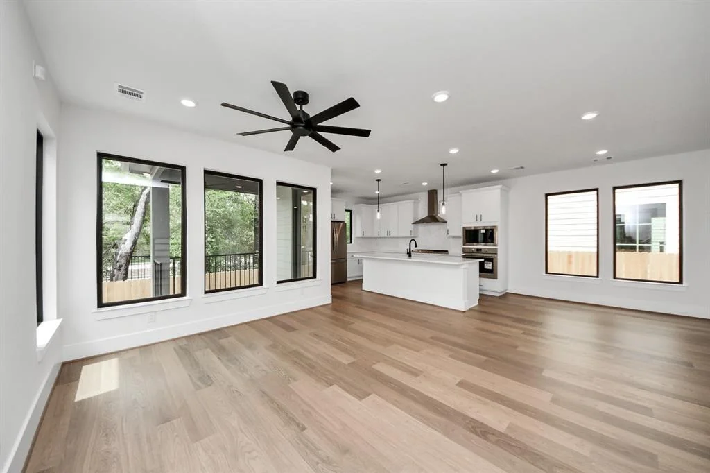 Photo of 405 Forest Reserve Place