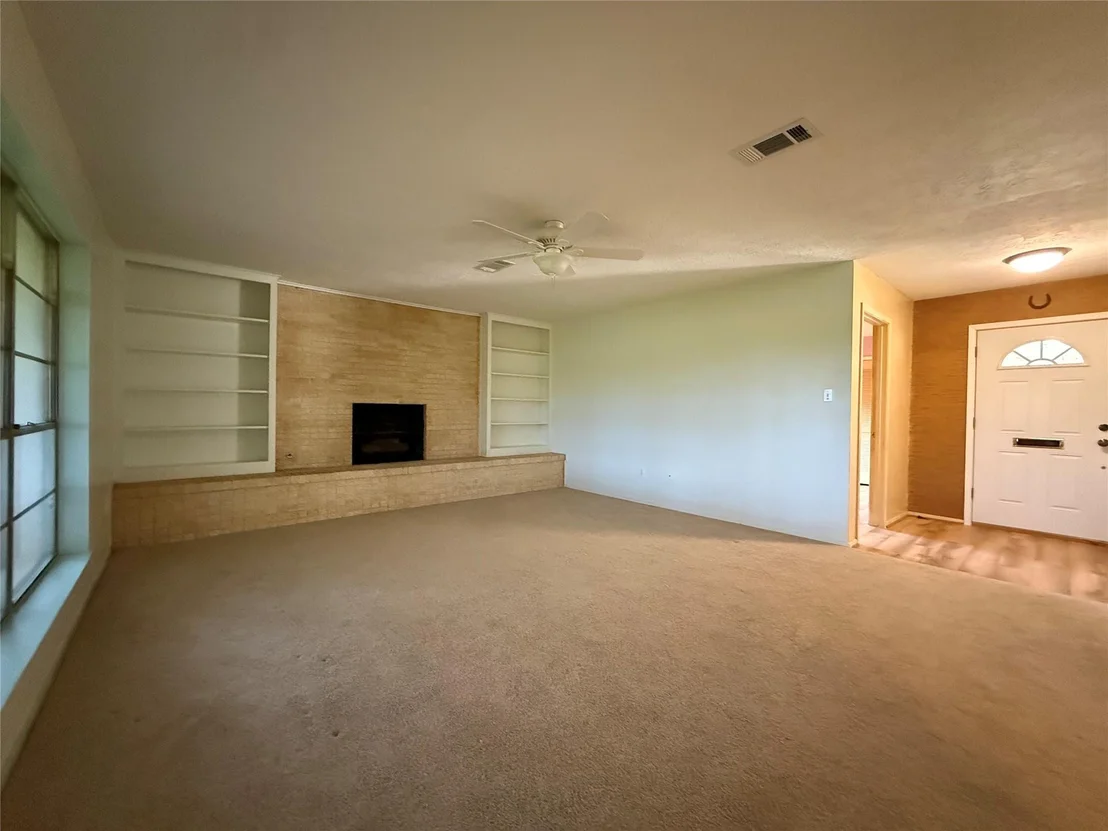 Photo of 15518 Torry Pines Road