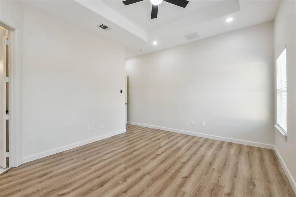 Photo of 620 Lily Street