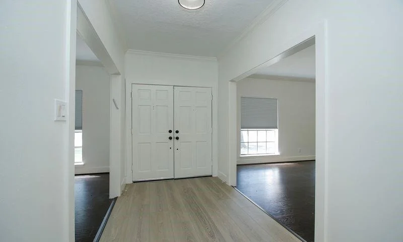 Photo of 8006 Albin Lane
