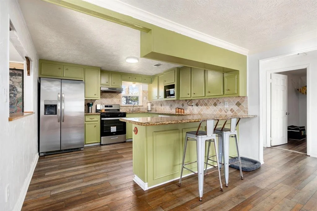 Photo of 33180 Wright Road