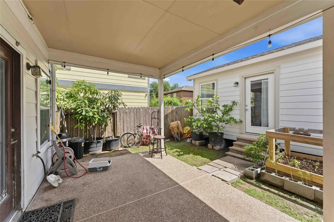 Photo of 9511 Yearling Branch Drive