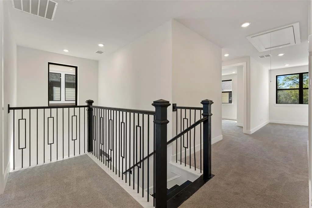 Photo of 406 Forest Reserve Place