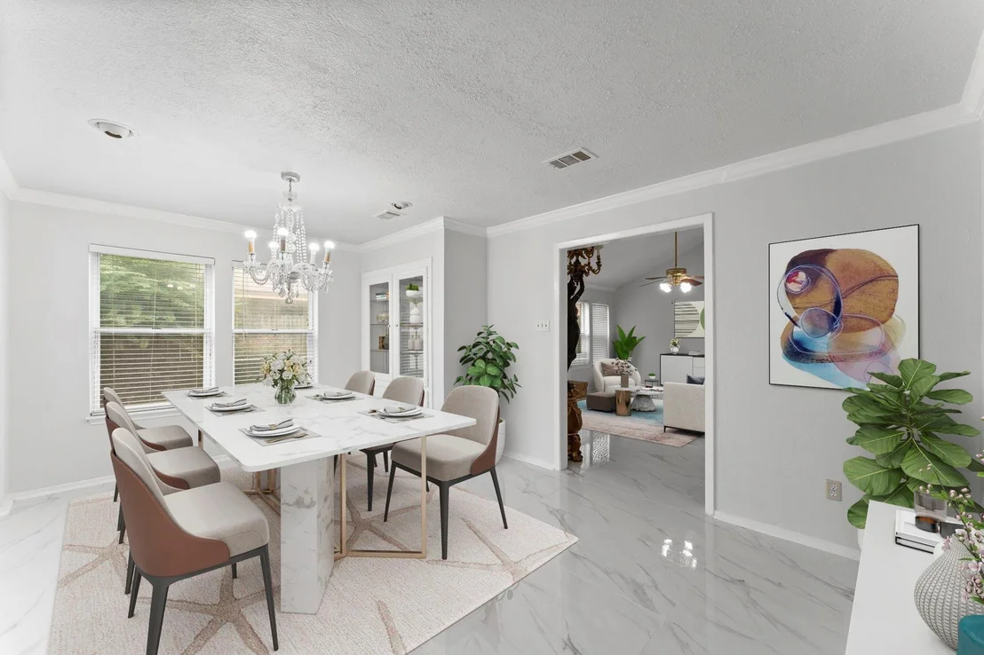 Photo of 606 Pinebrook Lane
