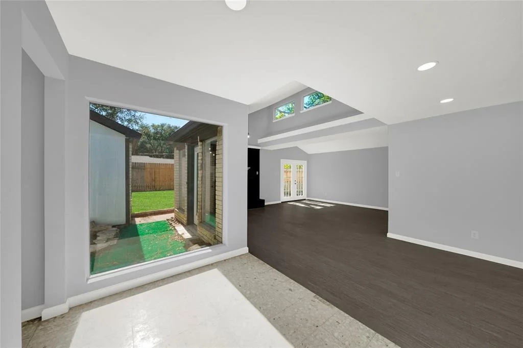 Photo of 307 Enchanted Trail Dr