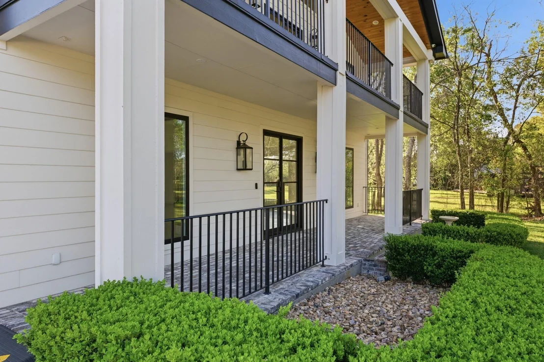 Photo of 1905 Dowling Drive