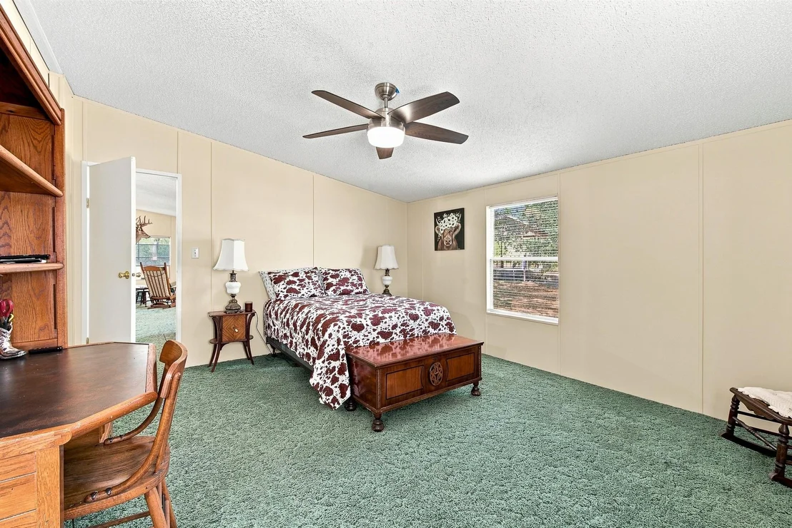 Photo of 12380 Post Oak Lane
