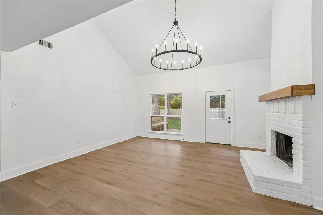 Photo of 85 Yewleaf Drive