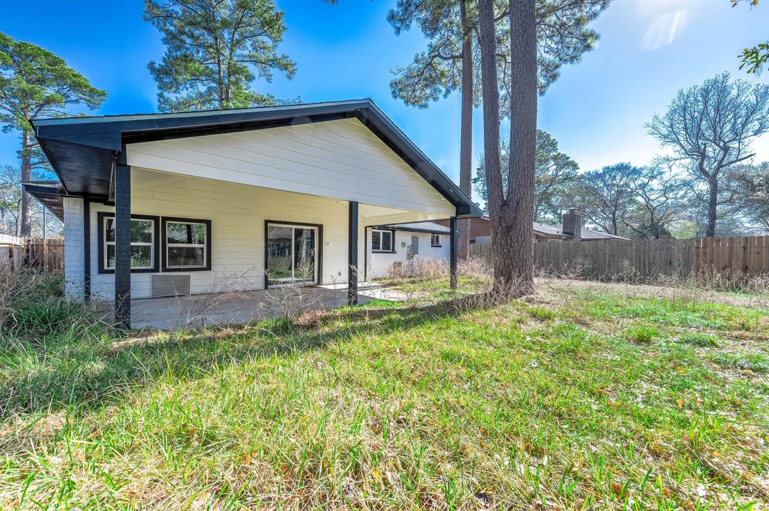 Photo of 23115 Lestergate Drive