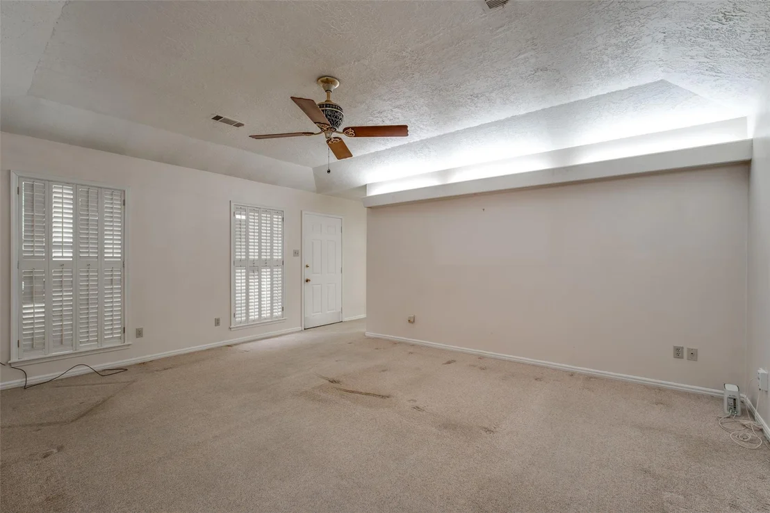 Photo of 1107 Pear Tree Lane