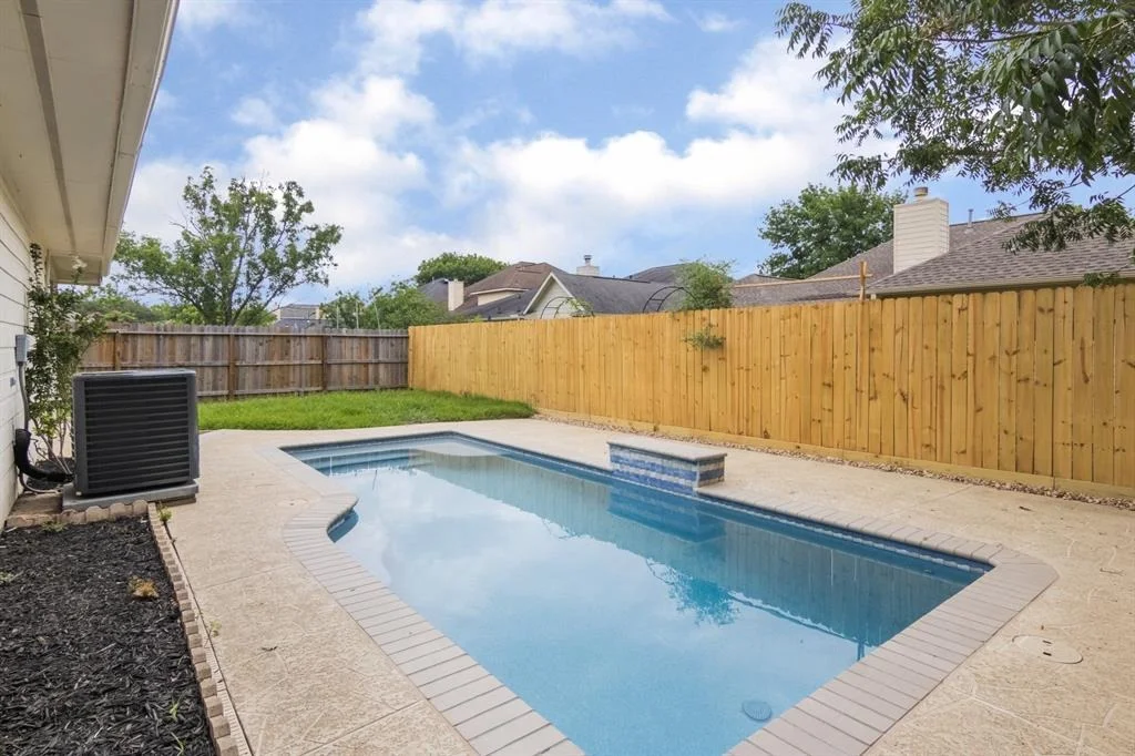 Photo of 3143 W Hampton Drive