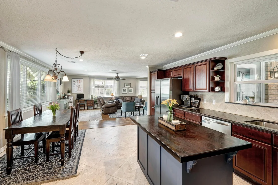 Photo of 722 Azaleadell Drive