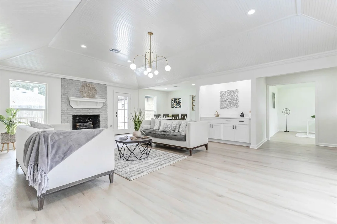 Photo of 3351 S Sutton Square