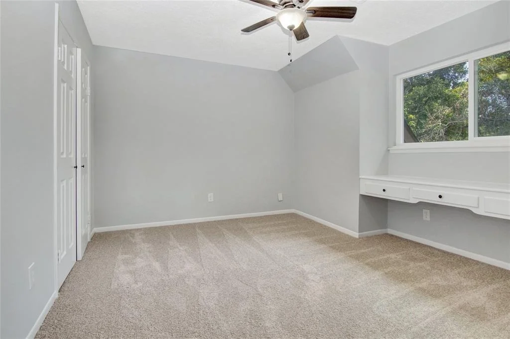 Photo of 427 Pebblebrook Drive