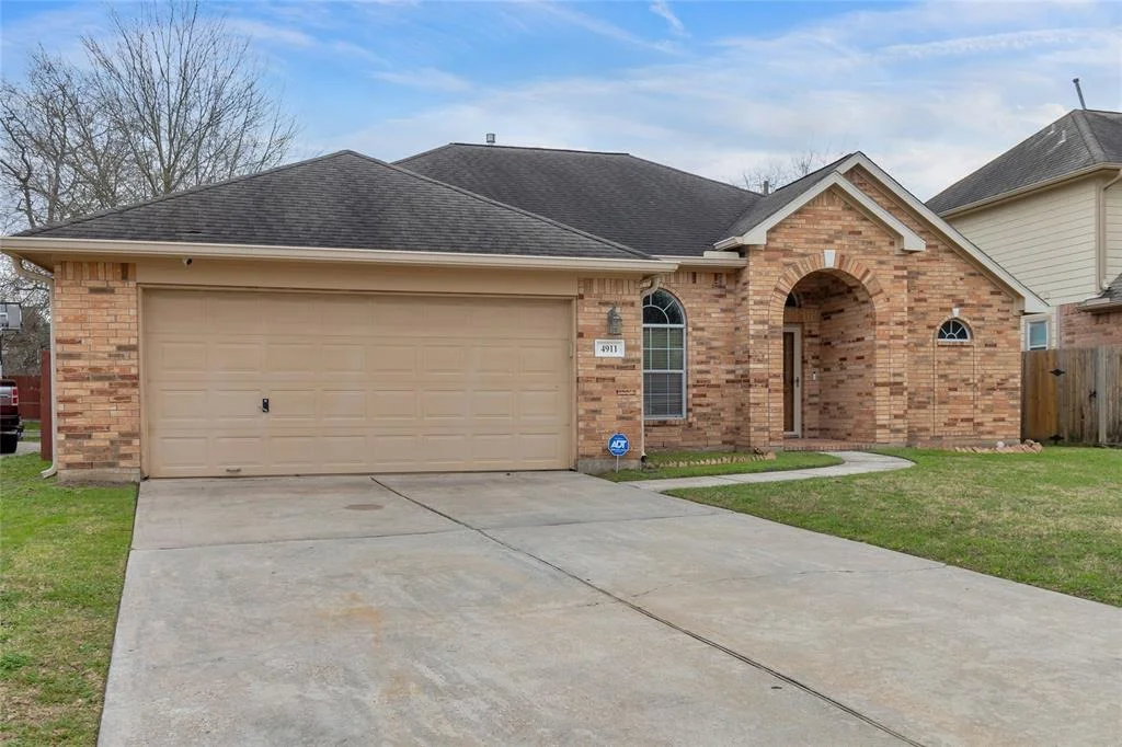 Photo of 4911 Bantam Brook Lane