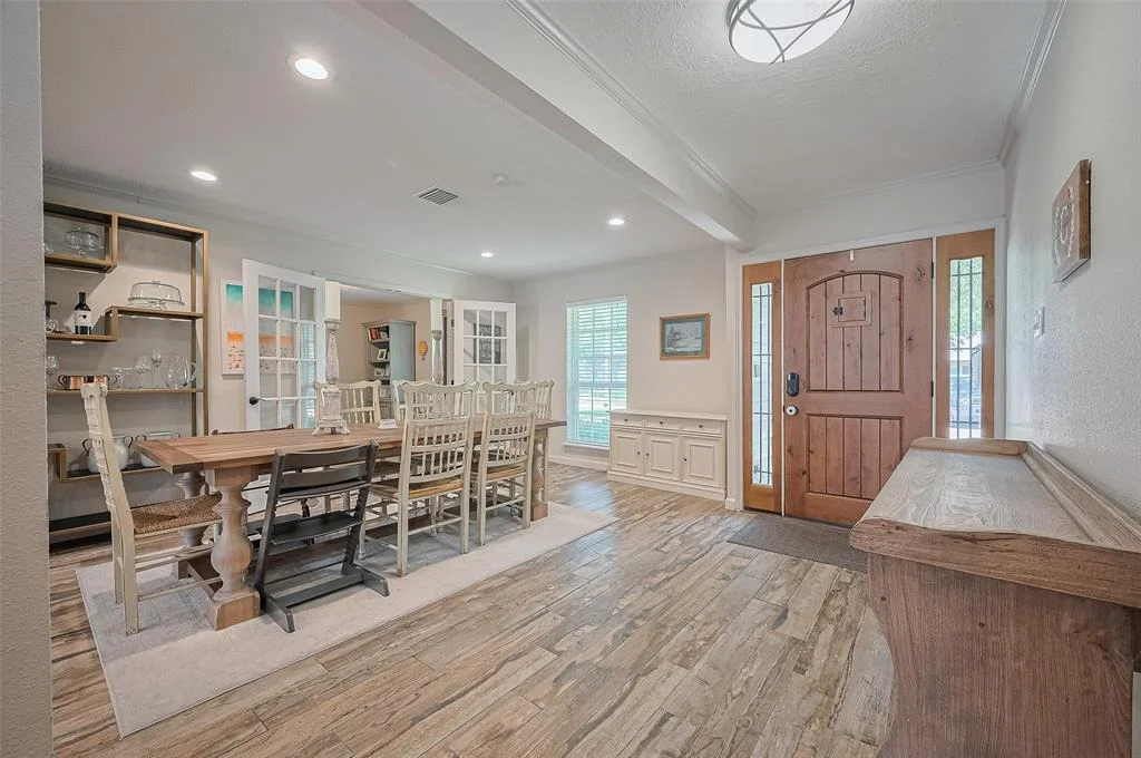 Photo of 10807 Overbrook Lane