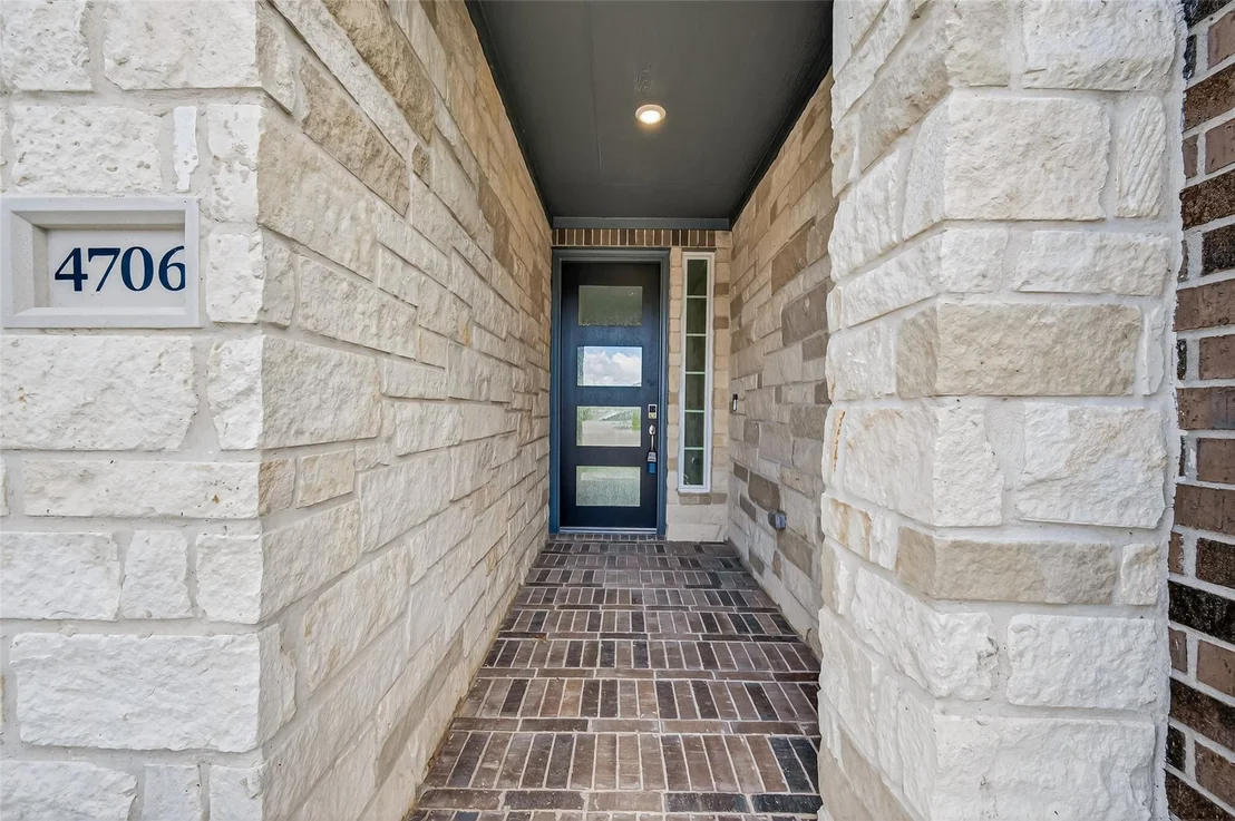 Photo of 4706 Rustic Grove Lane